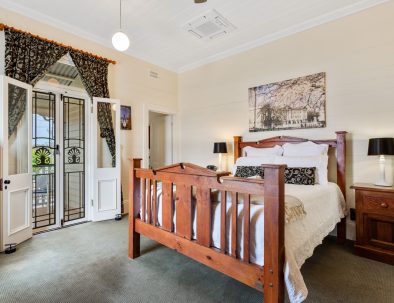 King room with private balcony - Room for Child on Trundle bed